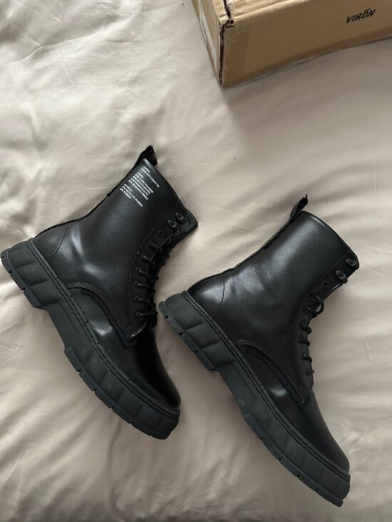 Virón 1992 Appleskin combat boots main image 4